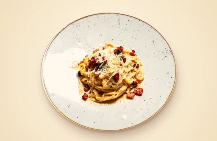 Linguine Carbonara at ArtePasta Durrës
